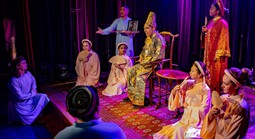 Kể chuyện quê hương bằng ngôn ngữ nhạc kịch toàn cầu