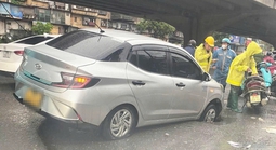 Liên tục xảy ra sụt hố trên đường, ai phải chịu trách nhiệm?