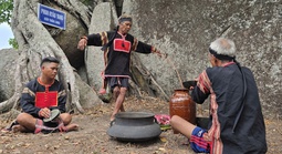 Độc đáo lễ cầu mưa của "Vua Lửa" người J'rai