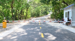 Kiểm soát chặt người và phương tiện vào rừng Núi Bà Đen, dựng barie chặn từ Ma Thiên Lãnh