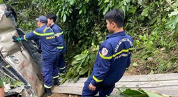 Thông tin mới vụ xe khách lao xuống vực sâu 100 m, nhiều người thương vong