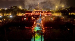 Đại Nội Huế sáng đèn miễn phí, bên trong “Hoàng cung huyền ảo” có gì đặc biệt?