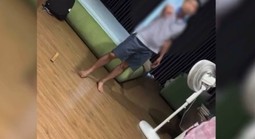 Xác minh clip người đàn ông vung dao dọa thợ khóa ở TPHCM