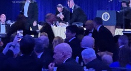 Nổ súng tại tiệc Nhà Trắng: Hé lộ thông điệp phút chót của nghi phạm