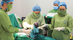 Làm mẹ ở tuổi ngoài 50