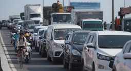 Thông tin nổi bật TPHCM ngày 29-4: đồng loạt khởi công nhiều "siêu" dự án; cửa ngõ phía Tây ùn ứ