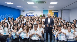 Rohto - Mentholatum Việt Nam truyền cảm hứng cho các tài năng trẻ trong hành trình 30 năm rực rỡ.