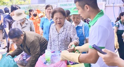 Ra mắt trạm thu hồi rác thải nhựa tái chế tại TP HCM