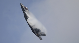 Iran tuyên bố bắn hạ F-35 Mỹ trên không phận; "máy bay mắt thần" phơi xác