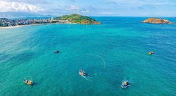 CÚ HÍCH NĂM DU LỊCH QUỐC GIA: Đánh thức thiên đường du lịch biển