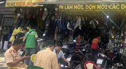 CSGT TPHCM đẩy mạnh kiểm tra tiệm sửa xe
