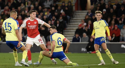 Thua thảm Southampton, Arsenal trắng tay FA Cup