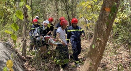 Đi bộ hơn 2 km đường rừng, giải cứu nữ du khách Trung Quốc gặp nạn trên Núi Dinh