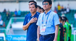 HLV Vũ Tiến Thành dẫn quân đánh bại CLB Hoàng Anh Gia Lai