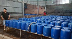 Cận cảnh bên trong cơ sở sản xuất hơn 500 tấn giá đỗ có sử dụng chất độc hại