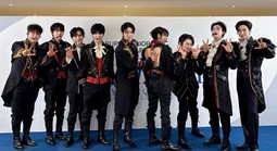 Nhóm Super Junior xin lỗi, hỗ trợ y tế khán giả gặp tai nạn