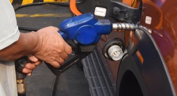 Có thông tin gom xăng dầu bán trái phép qua biên giới, Bộ Công Thương hỏa tốc kiểm tra