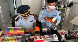 Hút thuốc lá điện tử bị phạt tới 5 triệu đồng