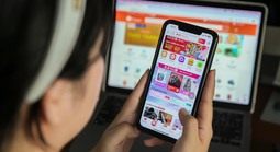 Mua online tưởng rẻ, ai ngờ "dính" thêm khoản phí này