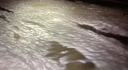 Gấp rút tìm nguyên nhân nước biển Vũng Tàu lại đổi màu, bọt trắng bất thường