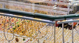 Giá vàng hôm nay, 8-4: Vàng thế giới tăng mạnh