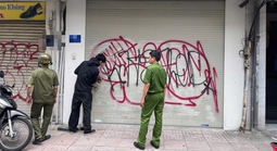 Công an bắt quả tang thanh niên “thỏa mãn sở thích cá nhân” ở 2 căn nhà tại TPHCM