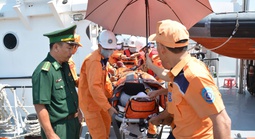 Tàu SAR 272 cấp tốc rời bến tại TPHCM để cứu thuyền viên nước ngoài gặp nguy hiểm trên biển