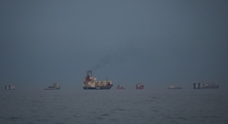 Điểm nóng xung đột ngày 10-4: Tình trạng bấp bênh tại eo biển Hormuz