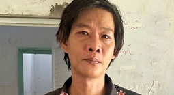 Bắt tạm giam đối tượng xâm hại bé gái sau khi nhậu rượu đế