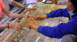 Giá vàng hôm nay, 10-4: Bật tăng trở lại sau phiên lao dốc