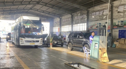 Quy trình kiểm tra khí thải xe diesel theo phương pháp gia tốc tự do có gây hư hỏng xe?