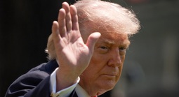 Ông Donald Trump tuyên bố "hoạt động thù địch với Iran đã chấm dứt"