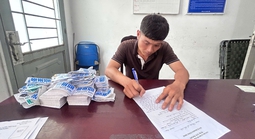 Công an TPHCM liên tục bắt quả tang vi phạm, nhiều người phải viết cam kết