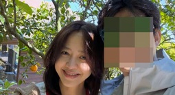 Minh tinh "Nhà vua và chàng hề" tái hôn tuổi 49 với một bác sĩ