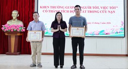 Khen thưởng 2 người đàn ông cứu cháu bé 10 tuổi đuối nước