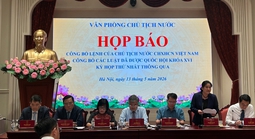 Công bố Lệnh của Chủ tịch nước về luật thuế liên quan đến hộ kinh doanh