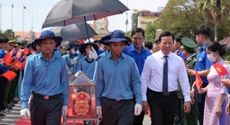 Tây Ninh đón các anh hùng liệt sĩ trở về đất mẹ