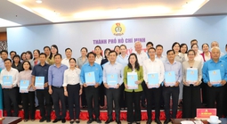 LĐLĐ TPHCM ký kết phối hợp với Đảng ủy các xã, phường, đặc khu