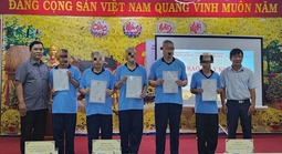 TP HCM lần đầu hỗ trợ cấp khai sinh cho Việt kiều hồi hương không giấy tờ