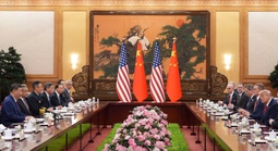 Nhìn lại ngày đầu thăm Bắc Kinh của Tổng thống Mỹ Donald Trump