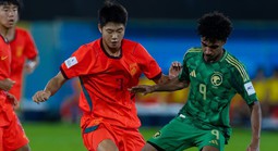 U17 Trung Quốc chờ Việt Nam ở bán kết, Nhật Bản thị uy sức mạnh của ứng viên vô địch 