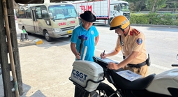 CSGT TPHCM xử phạt nhiều người vi phạm trong ngày đầu đợt cao điểm 45 ngày đêm