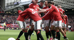 Thắng Nottingham Forest, Man United về đích thứ ba Ngoại hạng Anh