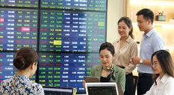 Chứng khoán 18-5: Dòng tiền lớn quay lại, ngân hàng và dầu khí dẫn sóng