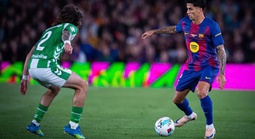 Barcelona tái lập kỷ lục 66 năm tại La Liga