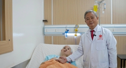 Từ cú ngã xe đạp, phát hiện khối u não to bằng quả cam
