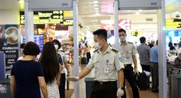 Khai báo không trung thực về ngoại tệ, vàng khi xuất nhập cảnh bị xử phạt như thế nào?