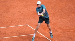 Sinner thẳng tiến chung kết Madrid Open, lập kỷ lục mới