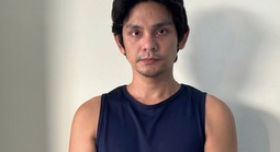 Diễn viên Sơn Ngọc Minh đến nhà bạn để cùng chơi ma tuý