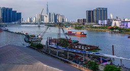 Khơi dòng vốn công để TP HCM cất cánh
